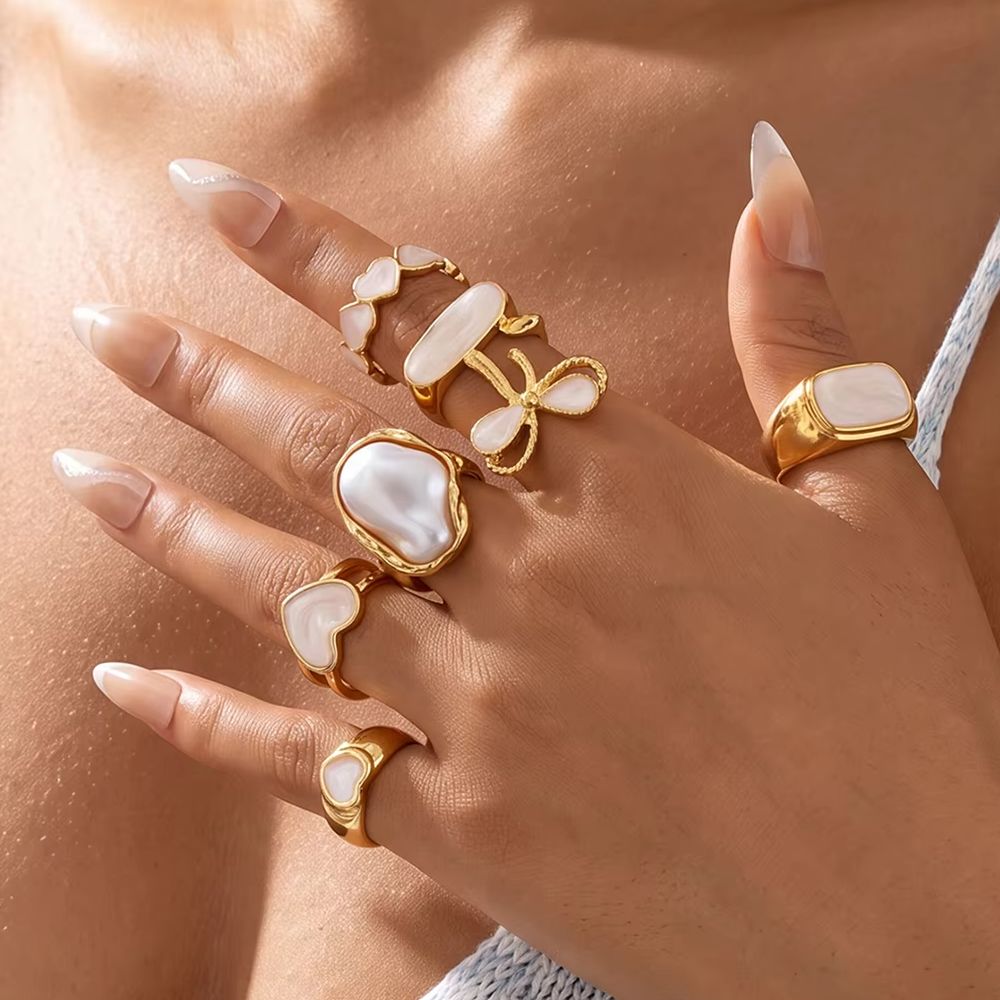 Vintage Punk Knuckle Rings Set - 7-teiliges Set Boho-Perlen-Herz-Schleifen-Metallringe für Damen, trendiger