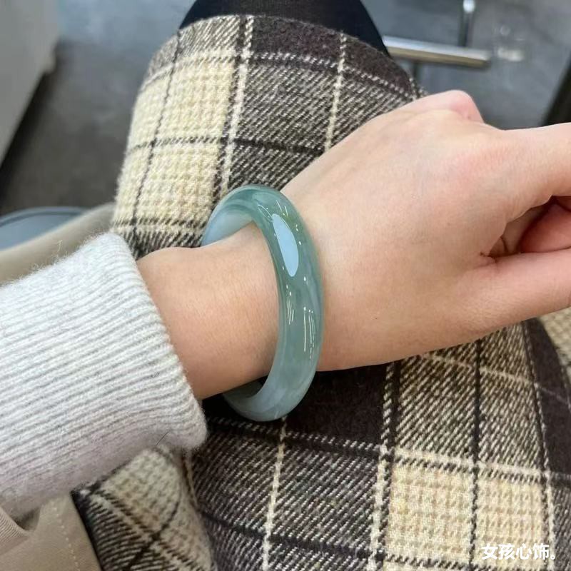 Bracelets - Eisjade-Armband, wachsartiges natürliches burmesisches Jadeit-Armband, Damen-Jadeit-Armband