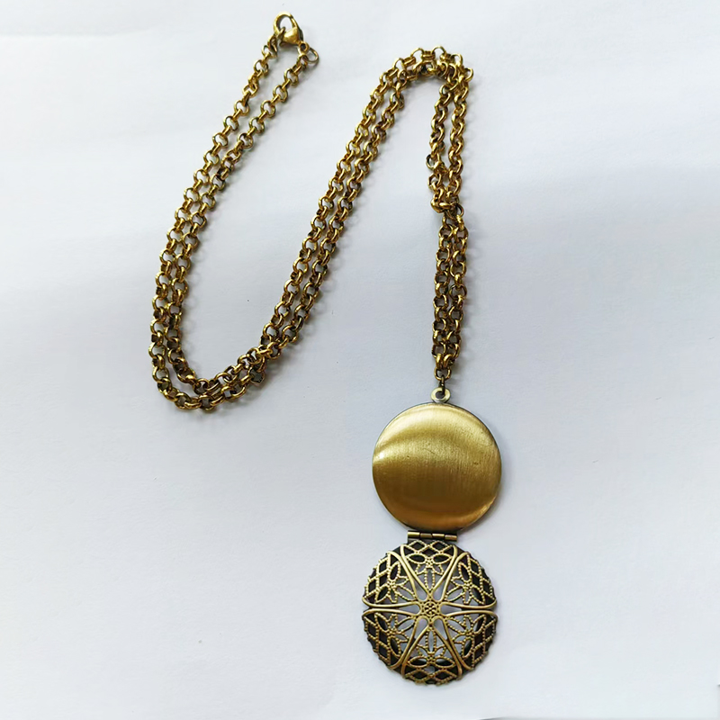 1pc antike Bronze Herz runde o – Heart Locket Necklace Photo Bewertung und Preis